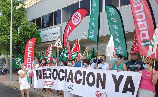 Tres sindicatos convocan protestas en defensa de la sanidad pública de